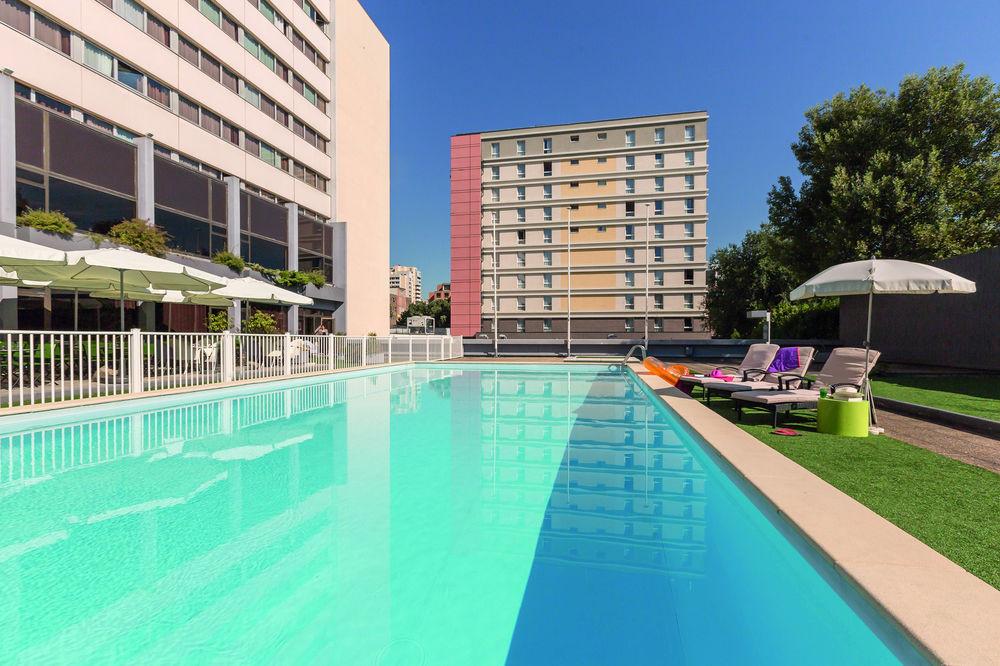 Zenitude Hotel Grenoble Alpexpo Екстер'єр фото