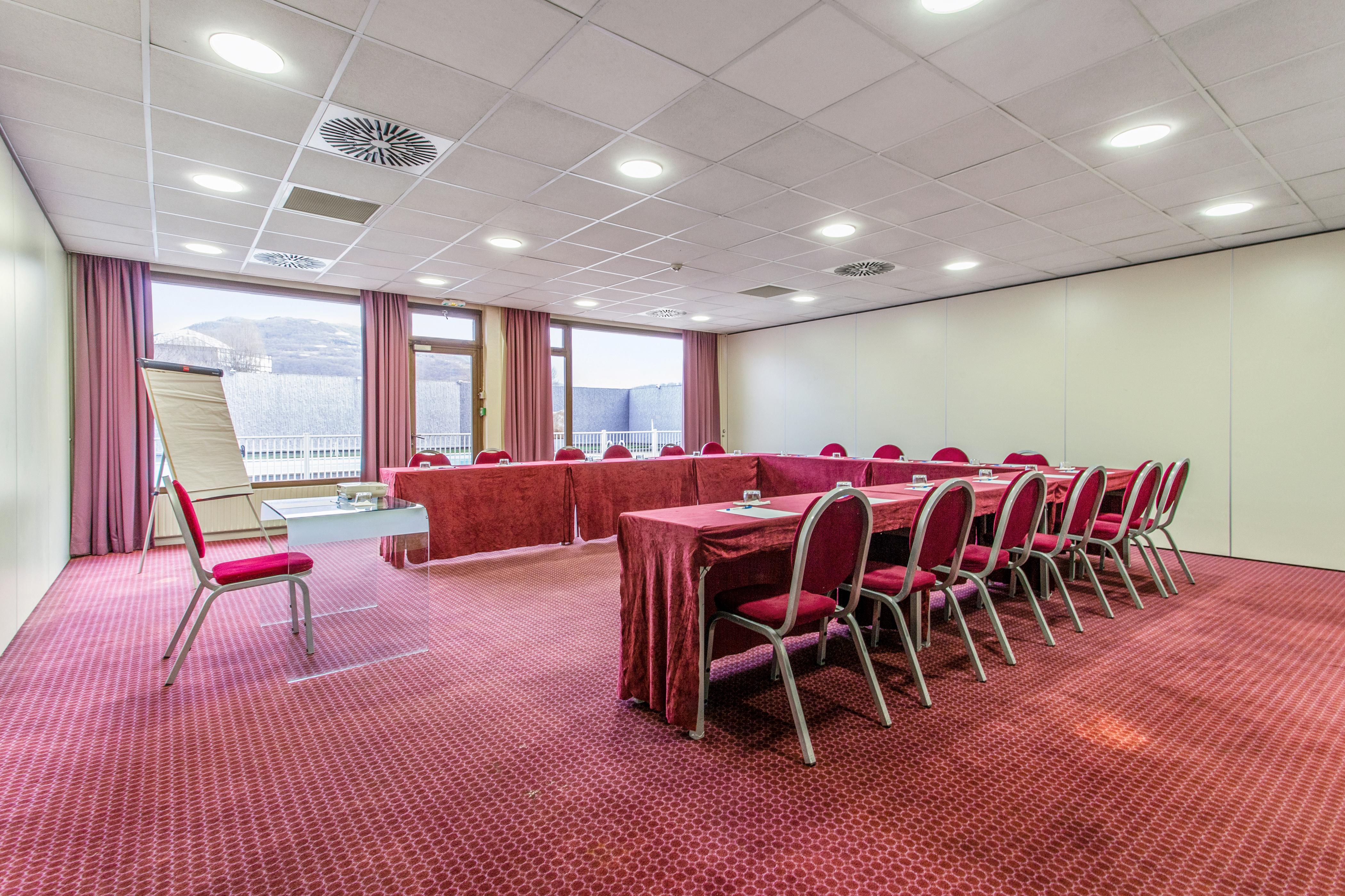 Zenitude Hotel Grenoble Alpexpo Екстер'єр фото